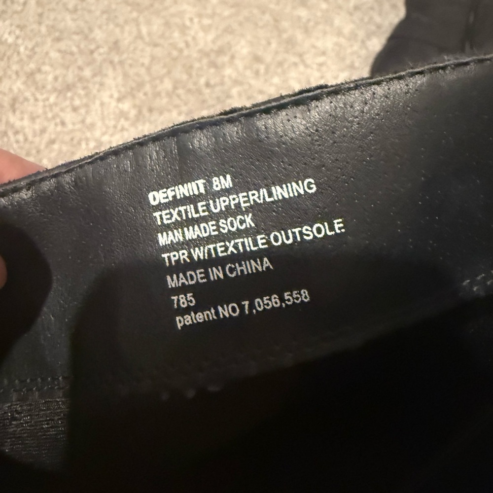 Women’s Steve Madden heel black boots. Definit. Size 8 - Picture 3 of 6